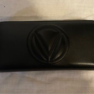 Brand New Valentino Black Leather Zipper Wallet